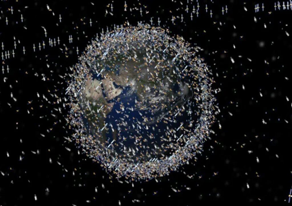 Сколько спутников земли в космосе. Загрязнение космического пространства. Спутник земли. Спутники вокруг земли.