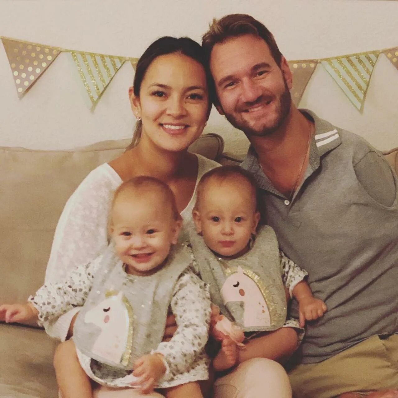 Ник вуйчич с семьей 2021. Ник вуйчич с семьей. Канаэ мияхара. Жен ник. Жен ник.