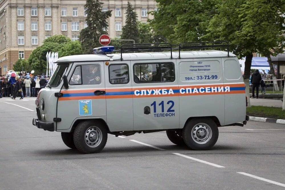 Спасение 112. Мчс россии 112. мчс россии служба спасения 112 автомобили. машина службы спасения. машины спасательных служб.