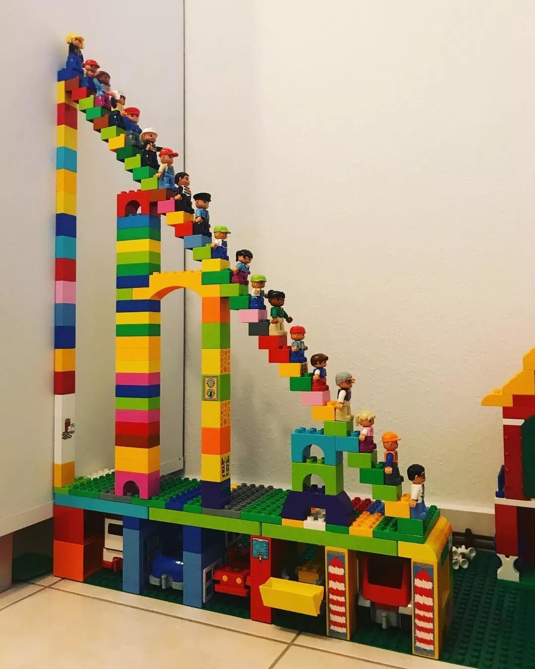Что можно собрать из электрического лего duplo building blocks Cheaper Than Retail Price Buy Clothing, Accessories and li