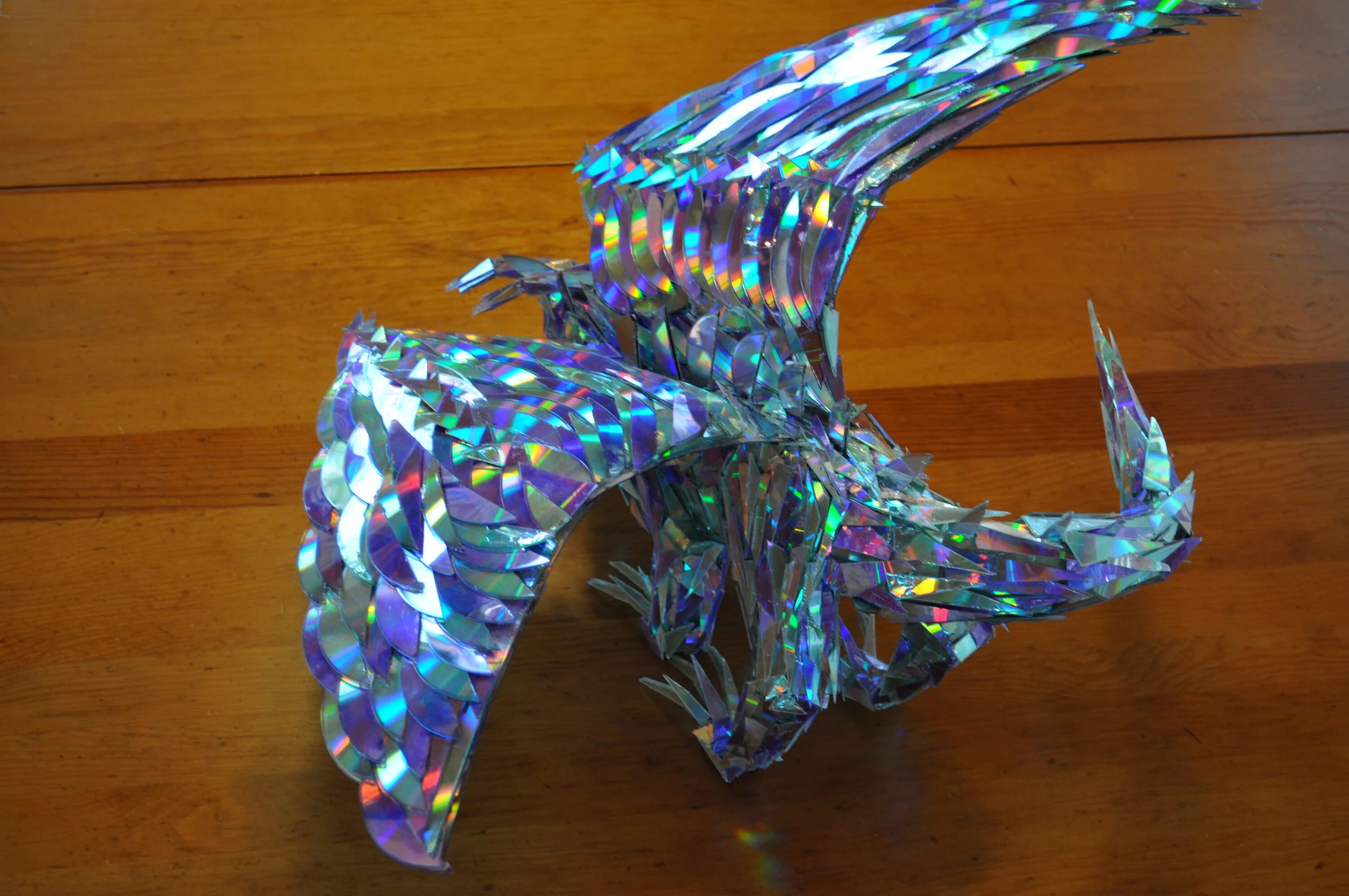 поделка из бумаги маска дракона. сделать дракона из дисков. птицы из компакт дисков. птицы из компакт дисков. дракон из компакт дисков.