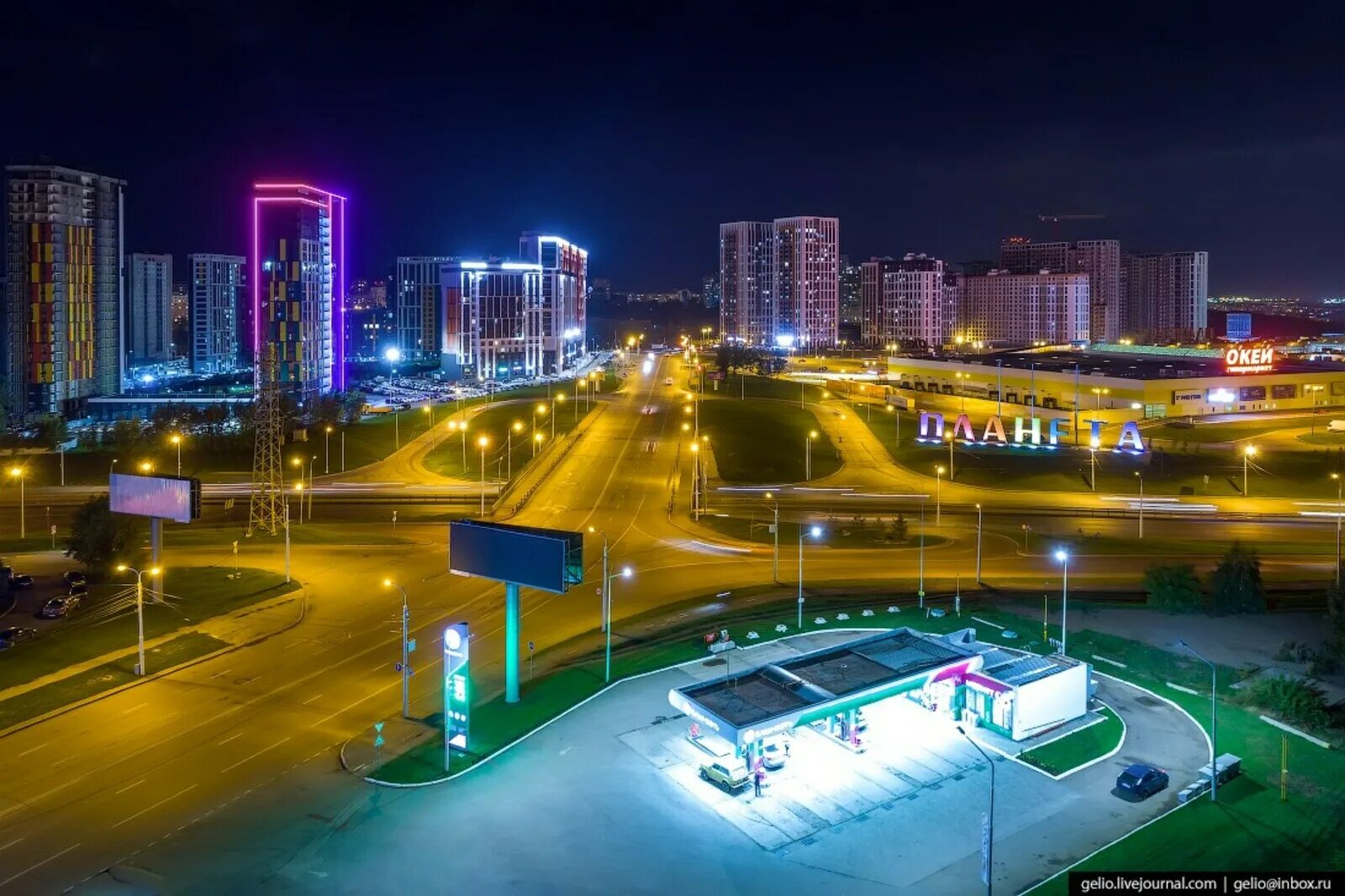 Цветной бульвар ночной тюмень. Уфа 2021 город. Тюмень с высоты птичьего полета. Кокшетау с высоты. Уфа больше тюмени.