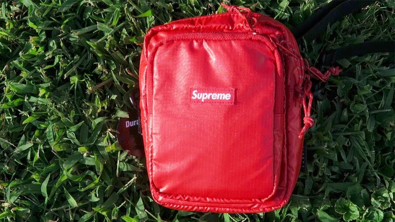 Сумка легит. Сумка легит. Supreme bag ss18. Сумка supreme ss18. Сумочка евангелион.