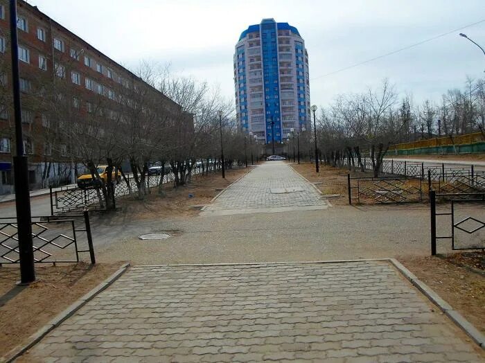 Солнечная башня улан удэ. Бульвар карла маркса улан-удэ. улан удэ бульвар карла маркса 10. бульвар карла маркса улан-удэ аллея. бульвар карла маркса 14 улан-удэ.