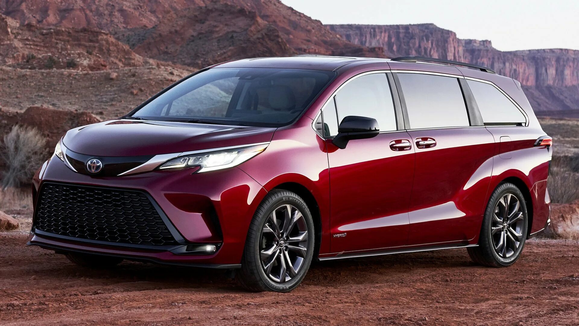 Новые гибриды 2024. Тойота Sienna 2021. Toyota Sienna 2022. Тойота Сиенна 2021. Toyota Sienna 2023.