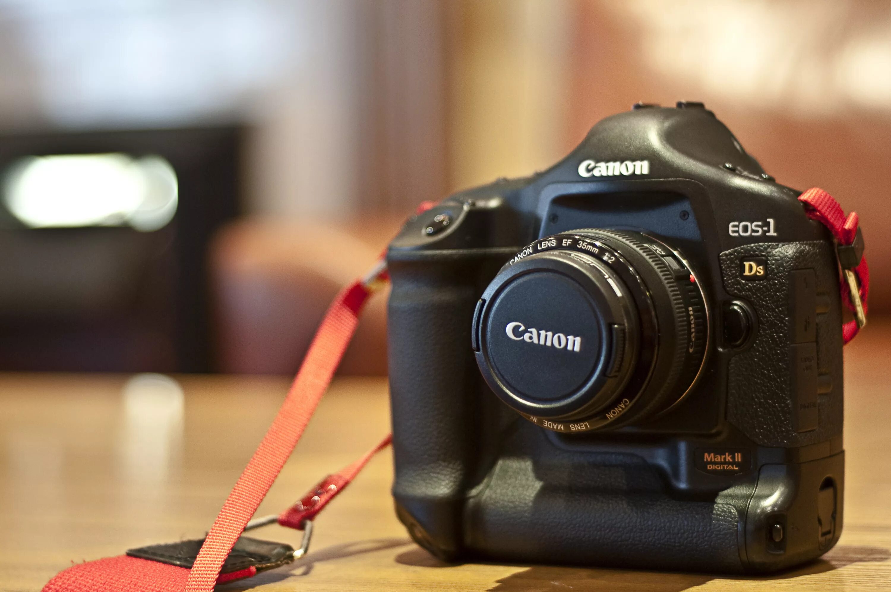 Санон. Canon EOS 1ds mark2. Canon EOS-1ds Mark II. Canon 1ds Mark 2. Canon EOS-1d x Mark II.