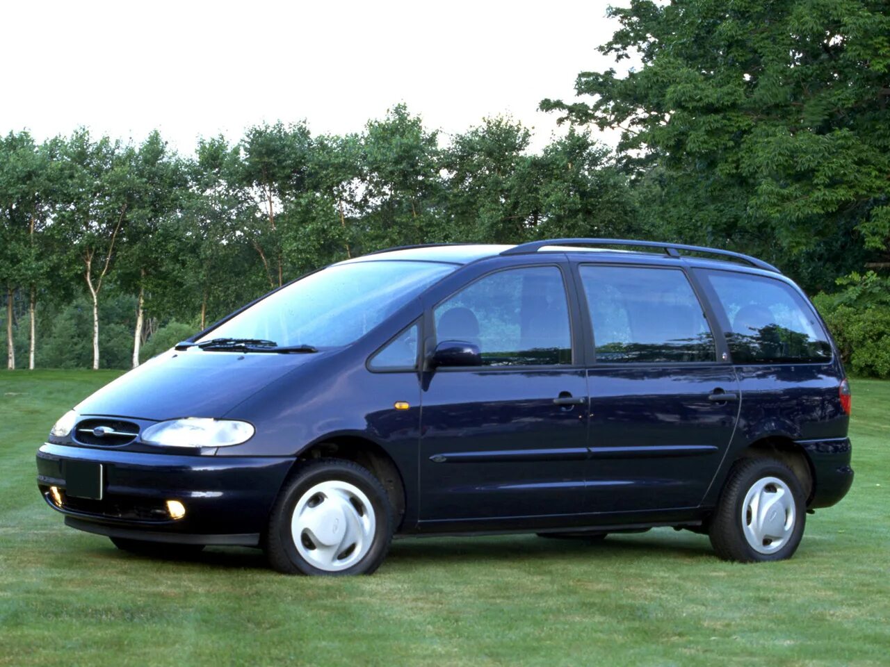 Ford galaxy 99 года. Ford galaxy 99 года. Ford galaxy 1995-2000. Форд гэлакси минивэн. Ford galaxy 1995.