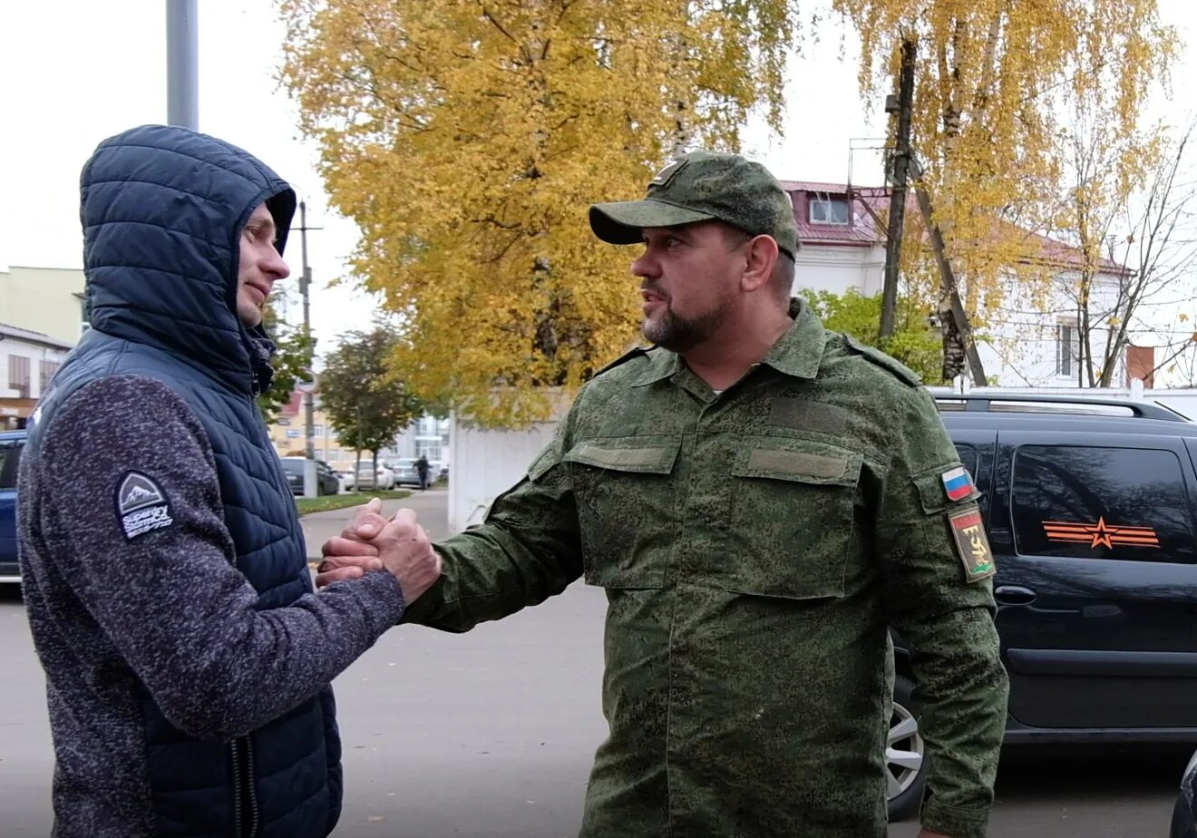 Вяземском стану. Фото военного человека. Командир воинской части.