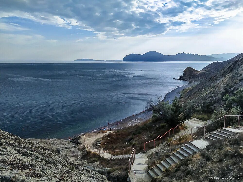 Орджоникидзе ру. Агатовый пляж Орджоникидзе. Мыс Орджоникидзе Крым. Орджоникидзе черное море. Орджоникидзе бухта.