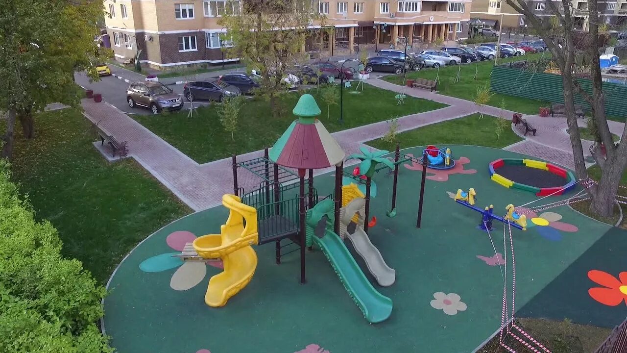 Площадка совхоз имени ленина. Детские площадки совхоз имени ленина. парк клубника совхоз имени ленина. совхоз имени ленина детская площадка лукоморье. детская площадка в совхозе ленина.