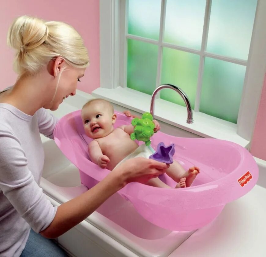 Ванночка для новорожденных. Малыш в ванне. Ванночка для купания. Купание малыша. Девочка купать ванночки