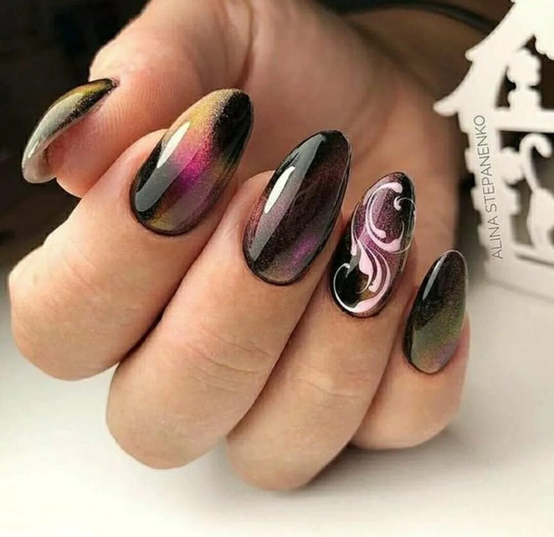 Манюк кошачий глаз. Маникюр 2024 модные кошачий глаз. Тренды маникюра кошачий глаз. Маникюр 2024 модные кошачий глаз. Маникюр кошачий глаз.