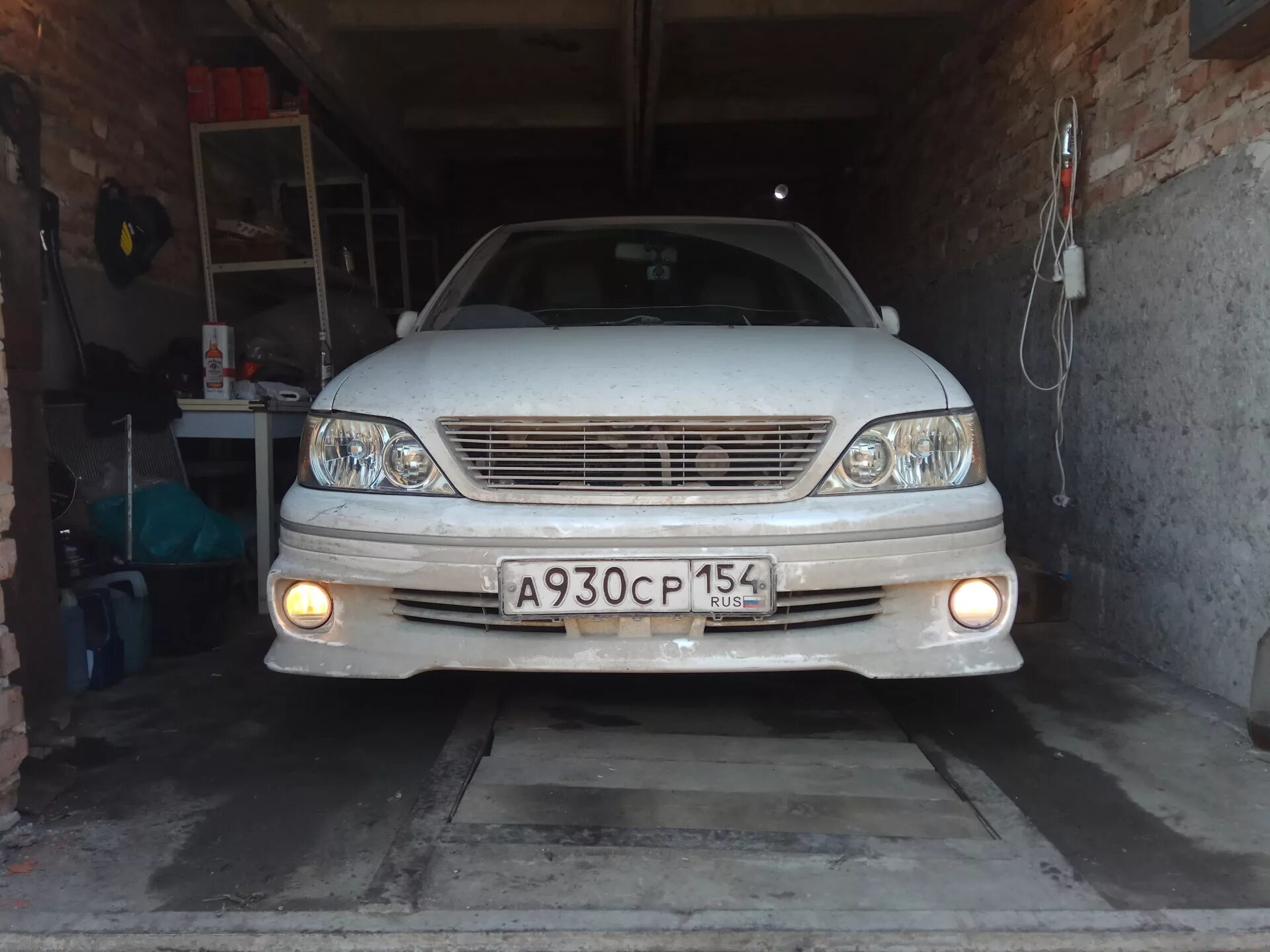 Toyota vista ardeo ангельские глазки. Свет на тойота виста. Тойота виста 50 не светят туманки. Свет на тойота виста. Фара тойота виста sv50.