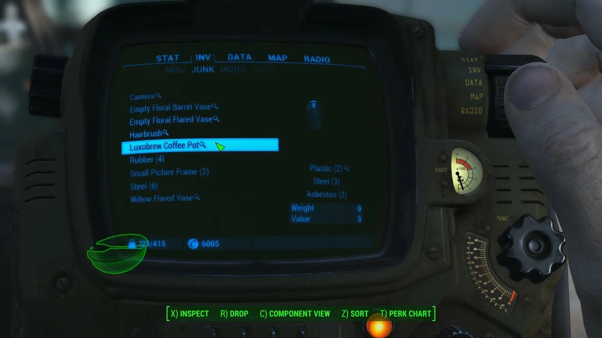 сколько весит фоллаут 76. Fallout 4 nuka-world обои. игра fallout 4. Fallout 4 трейнер. пипбой 2500.