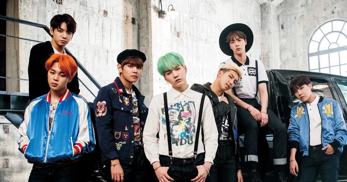 Bts run. Run bts. bts кгт. bts run era. бтс эры обои.