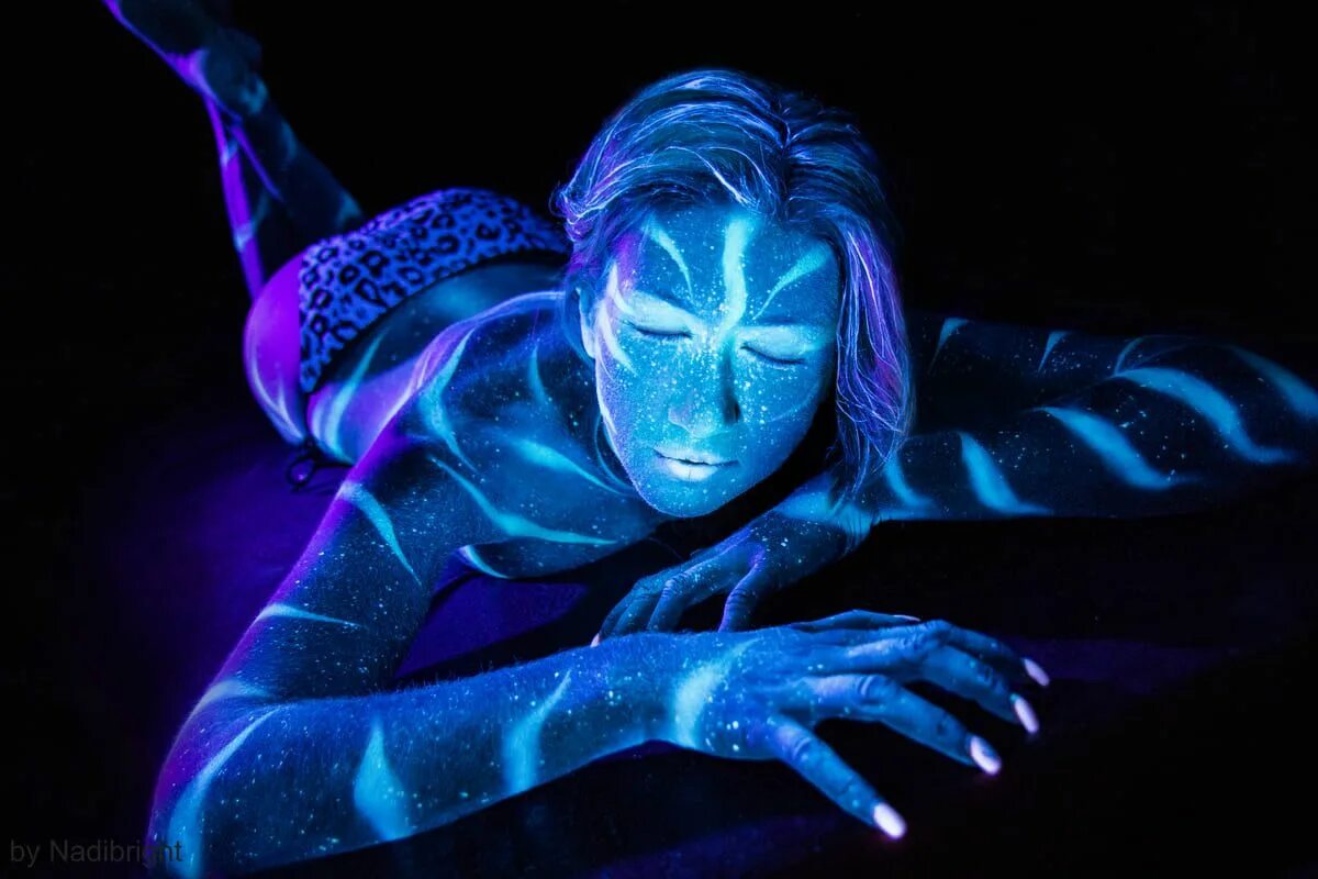 холли ультрафиолет