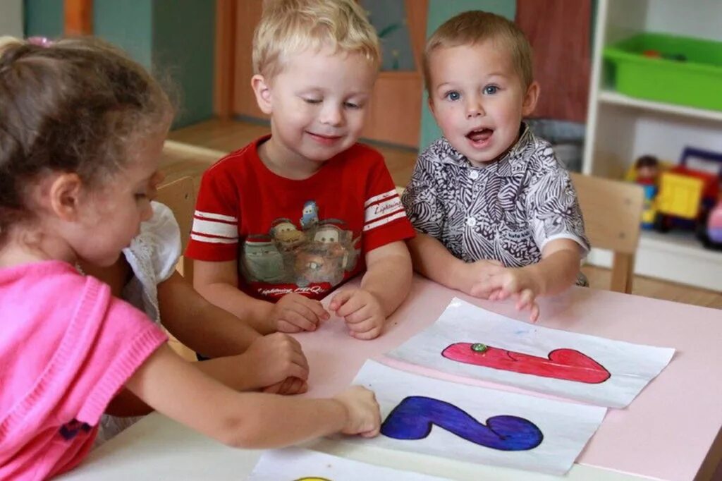 знакомство с детьми раннего возраста. игрушки для младшей группы. знакомство с детьми раннего возраста. знакомство с детьми раннего возраста. развлечение по пдд в группе раннего возраста детского сада.