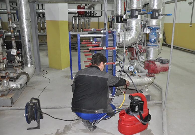 Опрессовка систем газопровода. Промывка и опрессовка системы отопления. Гидравлическая опрессовка трубопроводов. Оборудование для гидравлических испытаний. Испытания трубопроводов систем водоснабжения.