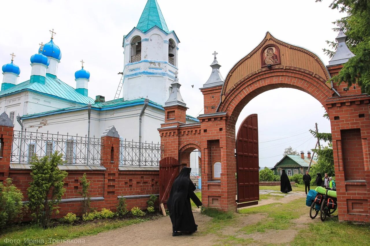 Погода боровское алтайского края. Монастырь с. Боровское Катайский район. Боровское Курганская область монастырь. Село Боровское Катайский район. Женский монастырь похвалы Божией матери с Боровское Катайский район.