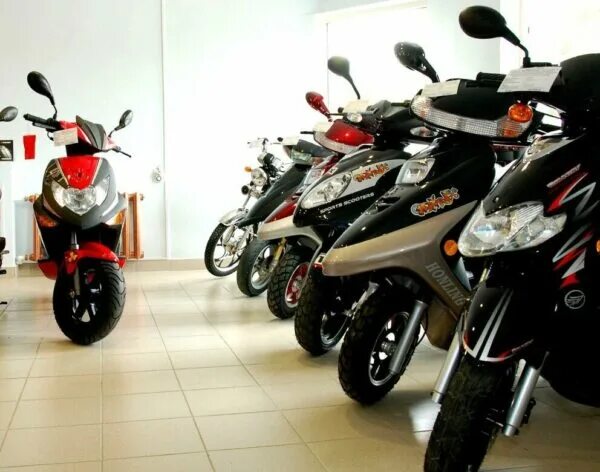 Магазин скутер йошкар. Скутер йошкар ола цузуки. Мото италия нео 50. Магазин скутер в йошкар оле в 9 микрорайоне. Магазин скутер йошкар.