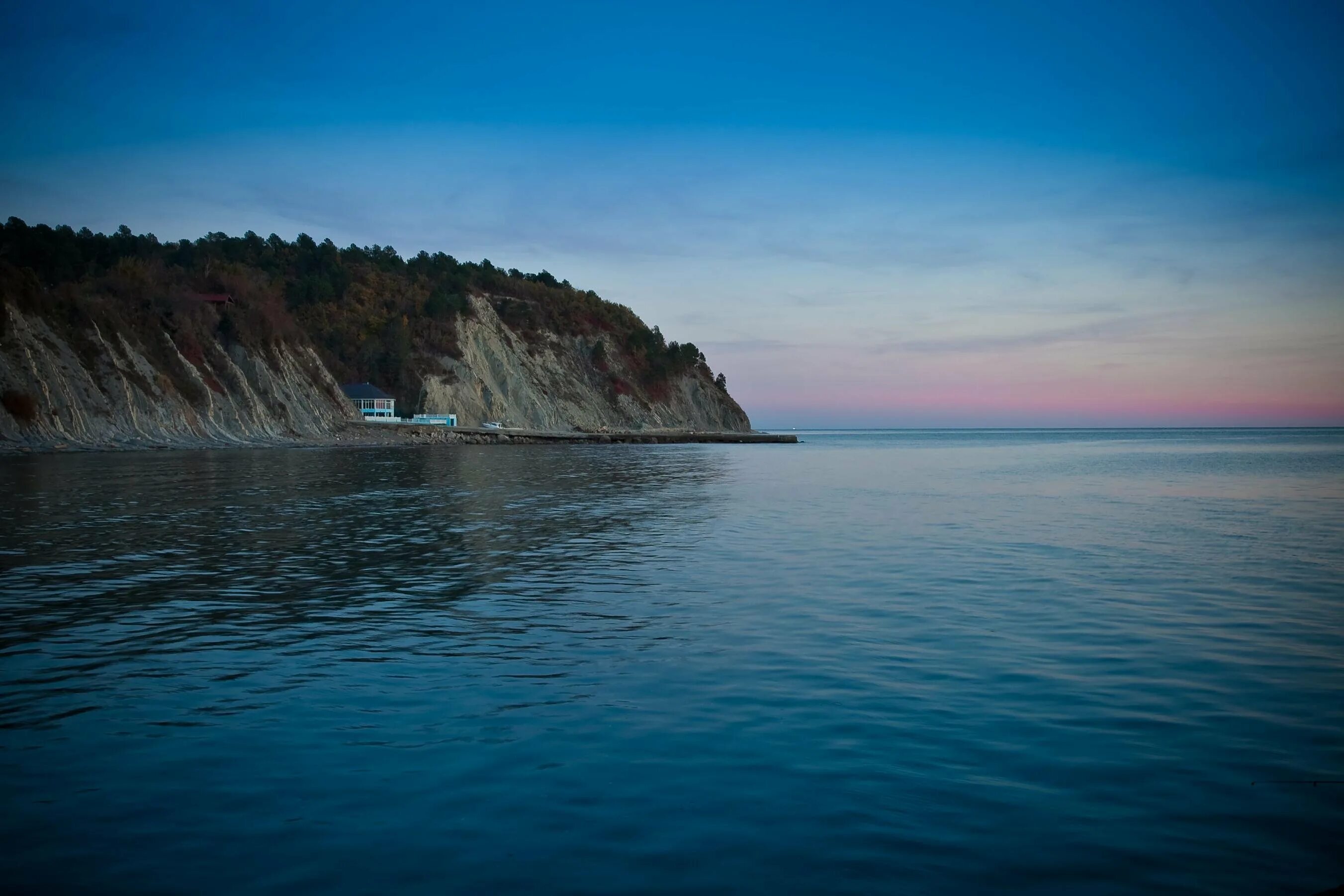 голубая бухта бжид пляж. краснодарский край село бжид голубая бухта. бжид голубая бухта дом отдыха. поселок бжид голубая бухта. бжид, голубая бухта.