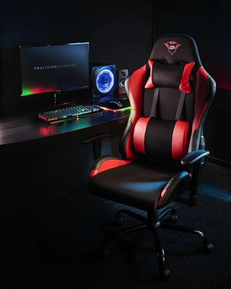Геймерское кресло Gamer Red. Кресло ХАЙПЕР Икс. Игровое кресло с подсветкой. Кресло топ 2023