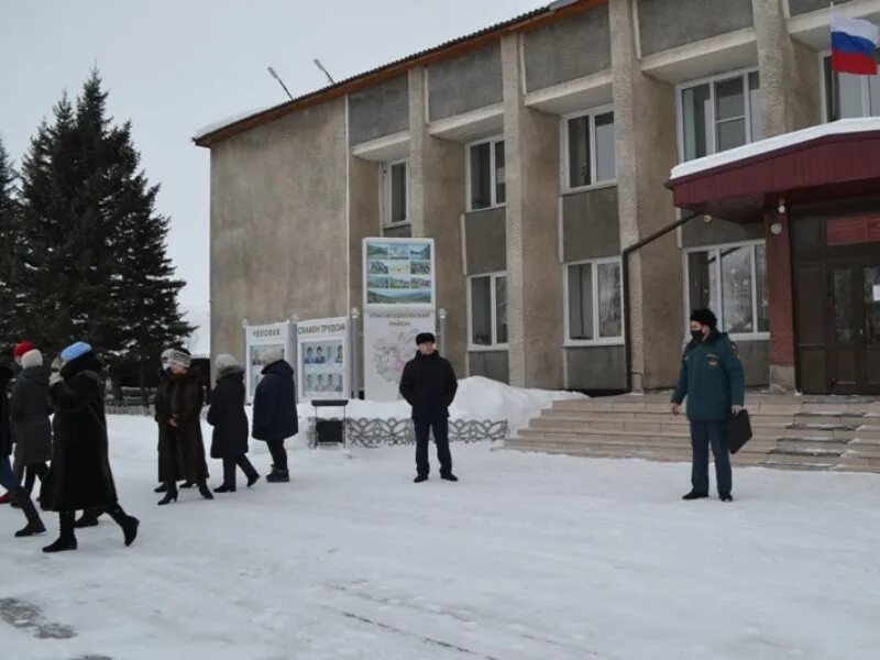 Погода в краснощеково алтайского края на 14. Село Краснощеково Алтайский край. Кашира-8 воинская часть. Военный городок Кашира 8. Населения село Краснощеково.