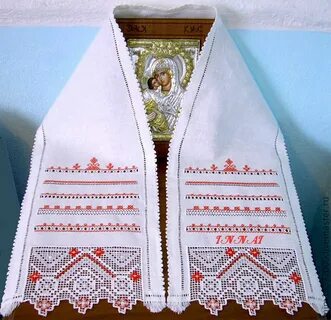 Вешать на крест полотенце