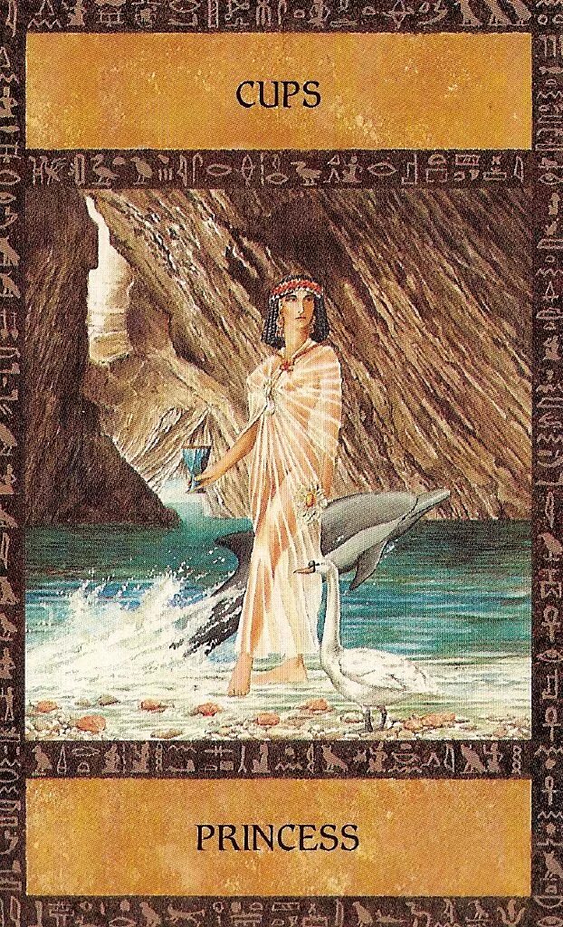 Принцесса чаш. Принцесса кубков таро тота. Lovers path tarot галерея. Принцесса чаш. Карты таро принцесс чаш.