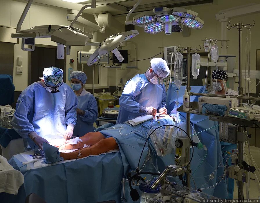 Хирургическая инфекция. Оборудование для нейрохирургии. Нейрохирургия головного мозга. Лазерные операции в хирургии. Сердечно-сосудистая хирургия.