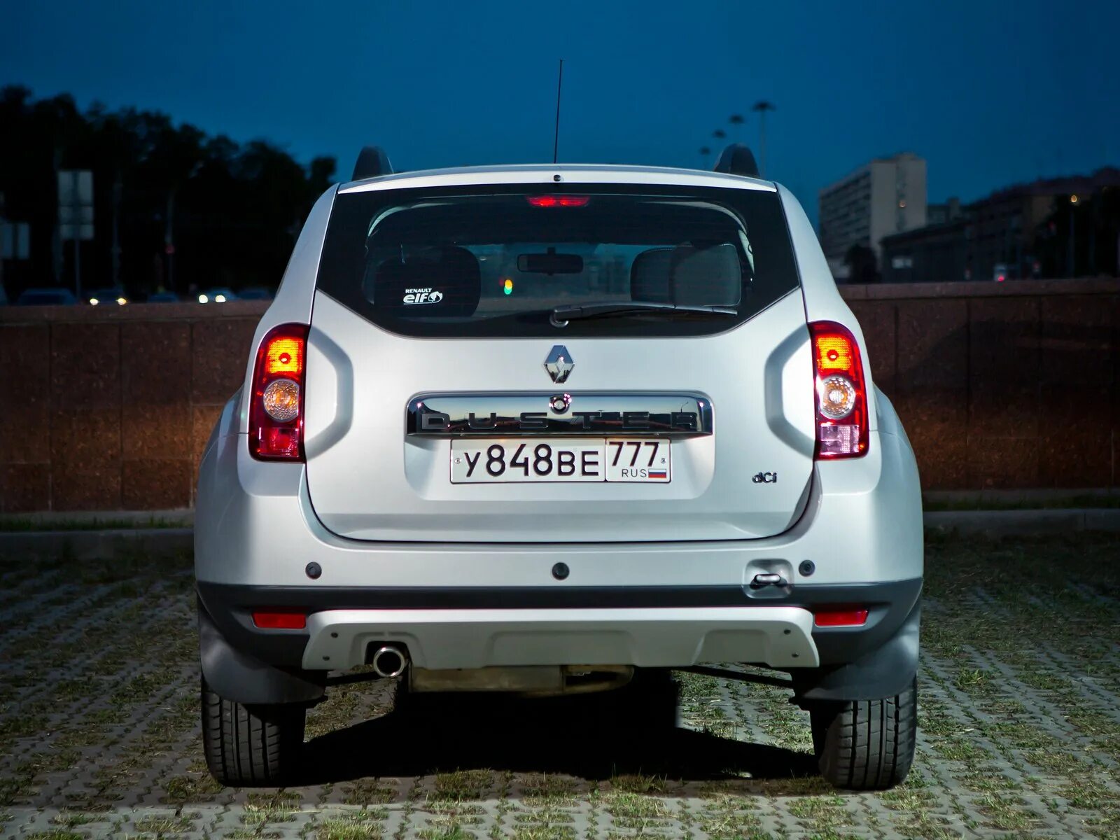 Рено задний вид. Renault Duster сзади. Renault Duster 2010 сзади. Renault Duster 2016 сзади. Renault Duster 2 сзади.