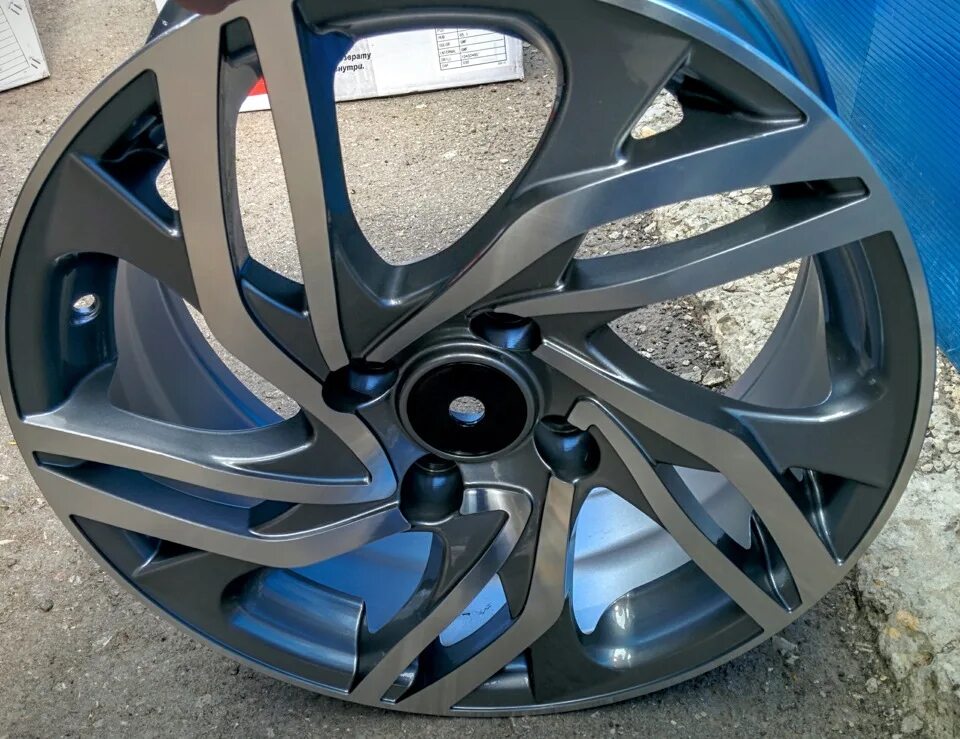 Диски r17 от пежо 206 rc. Колесные диски на пежо. Колеса r17 на peugeot 308. Литые диски пежо 408. Peugeot 308 колеса.