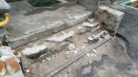 Частично разрушенные