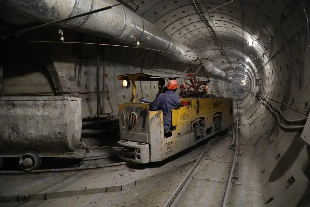 В петербурге построят метро. Станция метро метрострой. Метро проспект славы стройка. Станция горный институт питер. Метрострой северной столицы.