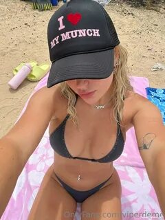 viperdeme Nude OnlyFans Leaks.