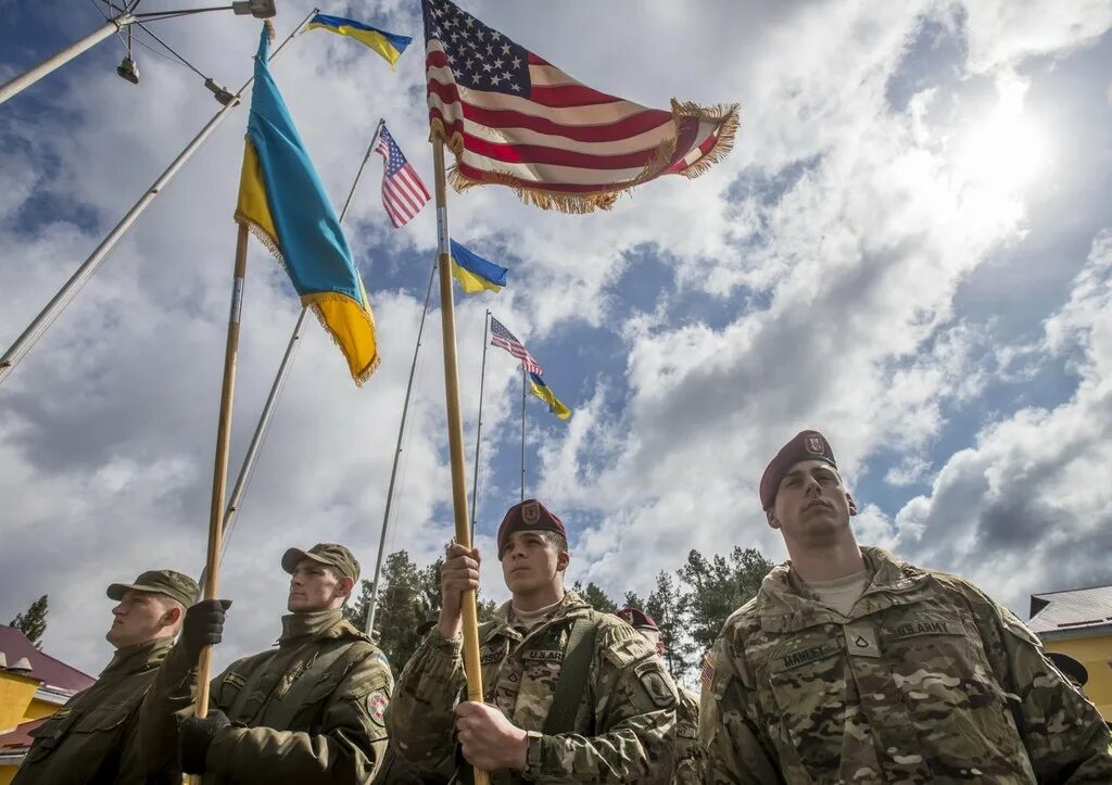Противостояние россии и украины. Сша украина. Американские военные на украине. Байден зеленский украина. Всу и нато.