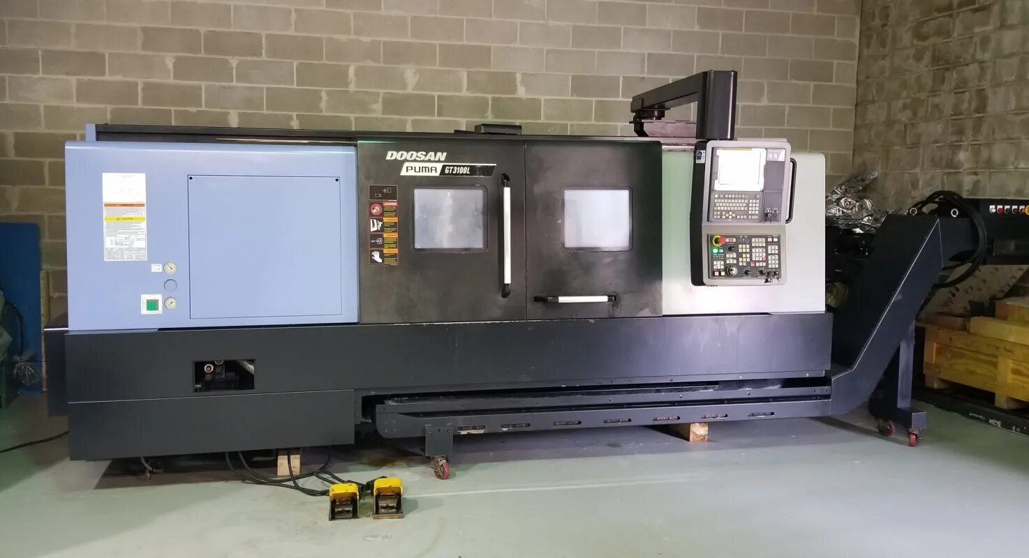 Doosan ошибки. Doosan puma 3100. 9-axis doosan puma smx 3100 s t. doosan puma 3100 справа. токарный станок doosan puma gt3100lm.