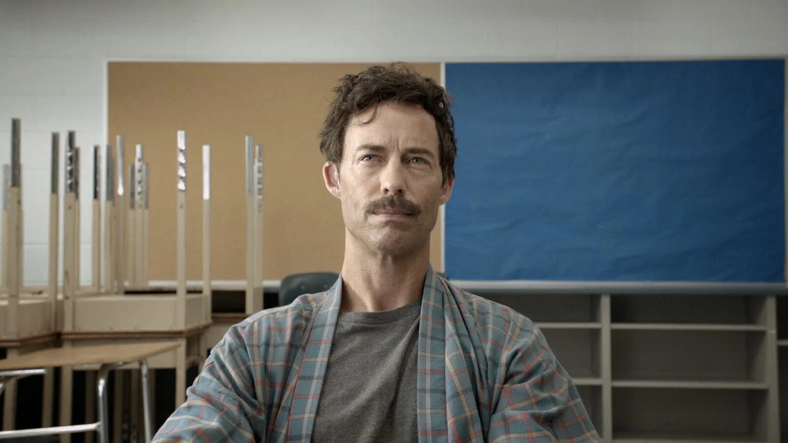 Лок фильм афиша. Том мисон. Теми 2014. Том хьюз. Карен лорд грань будущего.