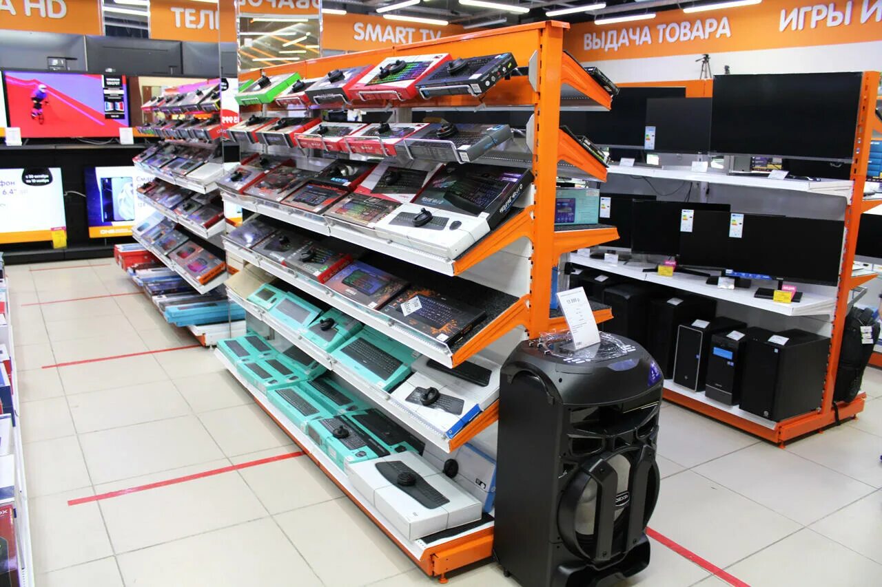 Днс гостиный двор. Днс тула красноармейский проспект 26а. Тула рио днс. Днс тула смартфоны. Смартфон dns s5701.