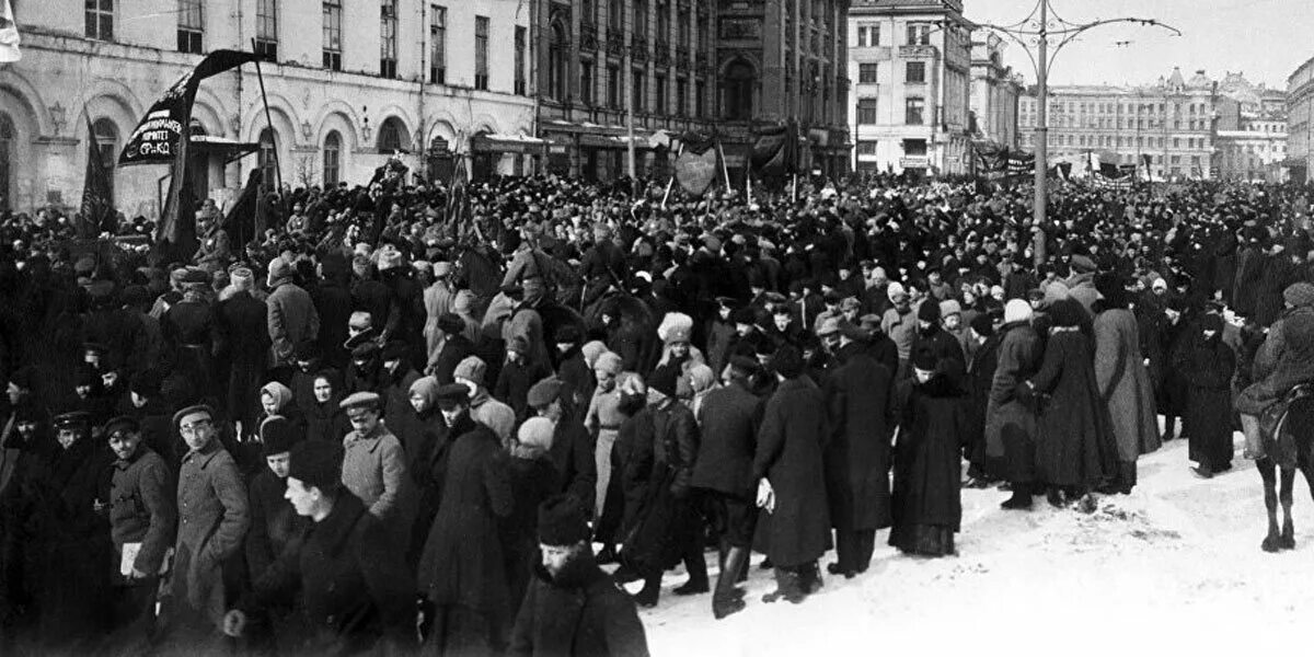 3 ноября 1917 г. 27 Февраля 1917 года Февральская революция. Петроград февраль 1917. Февральская революция 1917 Петроград. Всеобщая забастовка в Петрограде 1917.