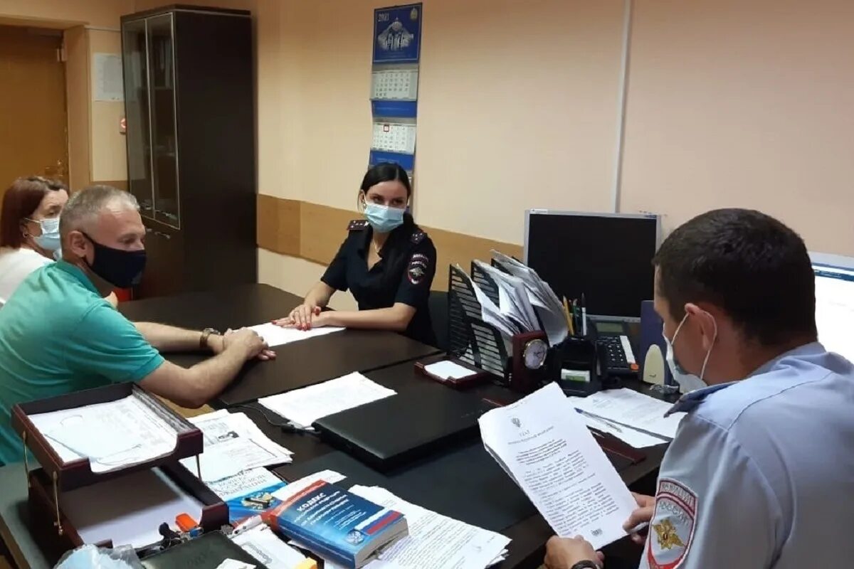 Серпухов начальник отдела миграции. Умвд серпуховское. Паспортный стол серпухов ворошилова 115. Отдел по вопросам миграции серпуховское. Полиция серпухов.