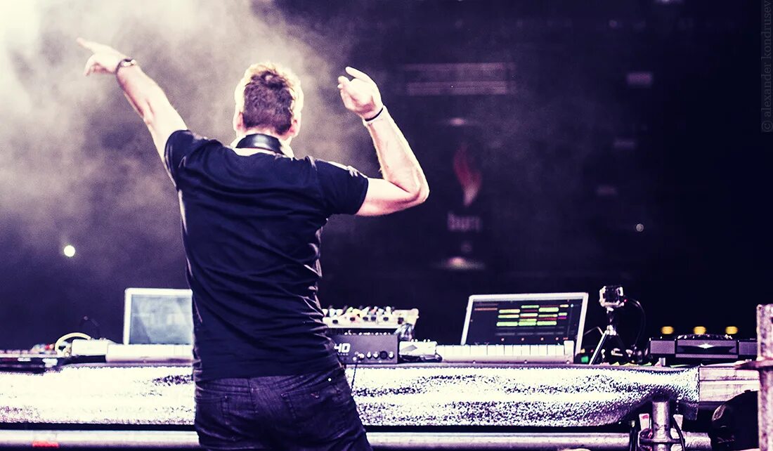 Dj burns. Dj burns. Dj burns. Paul van dyk с бородой. Dj burns.