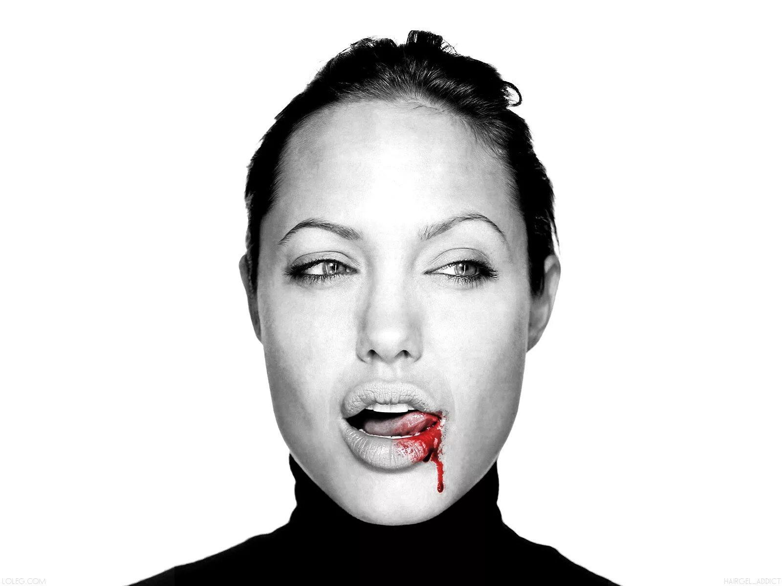 Когда можно открывать рот. Анджелина Джоли в рочт. Анджелина Джоли рот губы. Анджелина Джоли злобная ухмылка. Губы Анджелины Джоли.