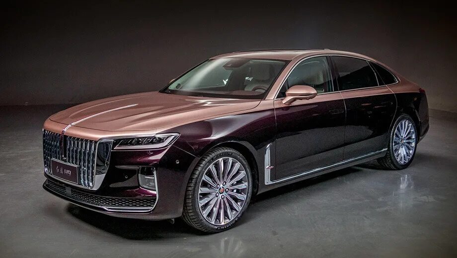 Китайский HongQi H9 напоминает своим видом Rolls-Royce