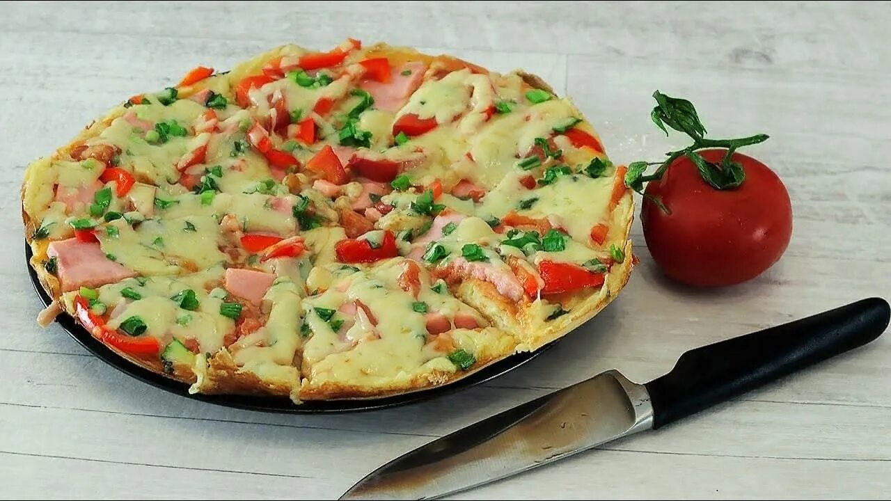 Приготовить пиццу на сковороде быстро и вкусно. Быстрая пицца. пицца на сковородке. быстрая пицца на сковороде. пицца за минут на сковороде.