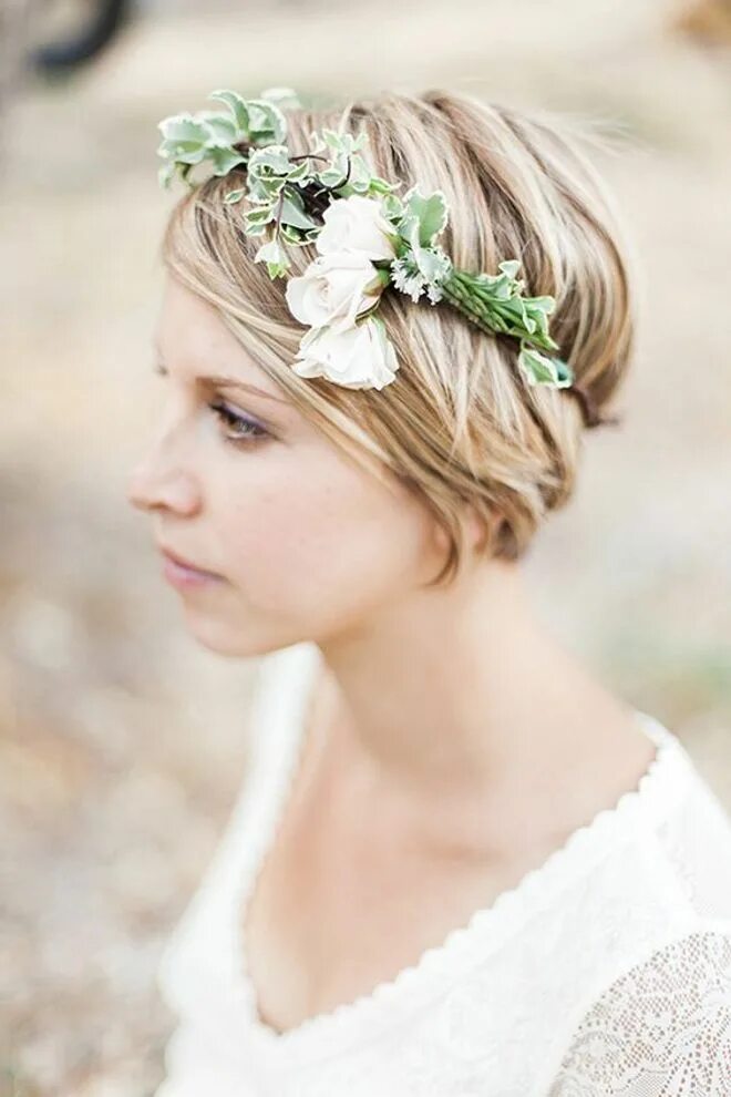 Короткие прически с цветами 32 Attractive Flower Wedding Hairstyles To Get Inspired #WeddingHairstyles #Wedd