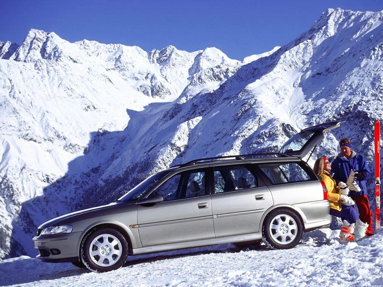 Opel Vectra универсал 1999. Opel Vectra b Caravan. Opel Vectra b универсал. Опель Вектра 1999 универсал.