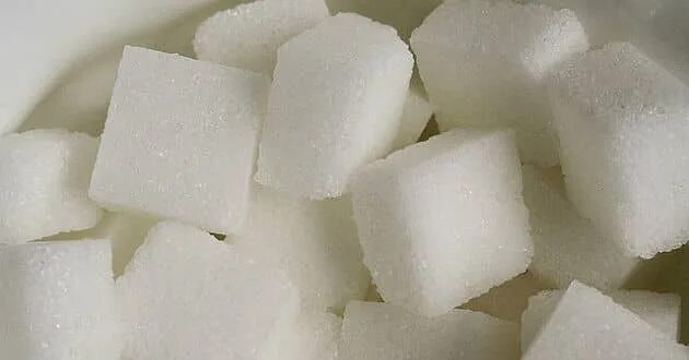 Сахар вещество. Sugar cube isolated. Сахар фото. Сахара вещества. Глюкоза вещество.