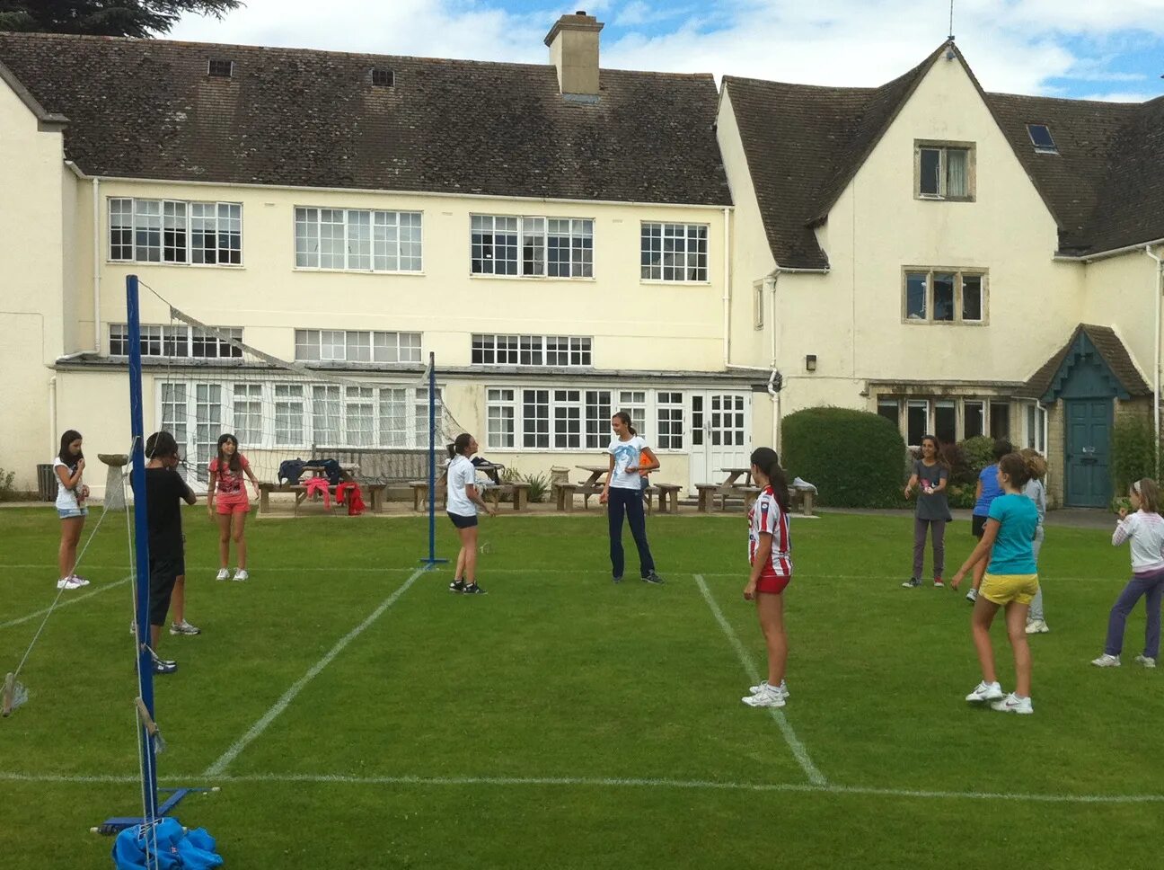 Wycliffe College. Wycliffe College, Gloucestershire. Wycliffe School форма. Внеклассные занятия Великобритания. Летняя английская школа