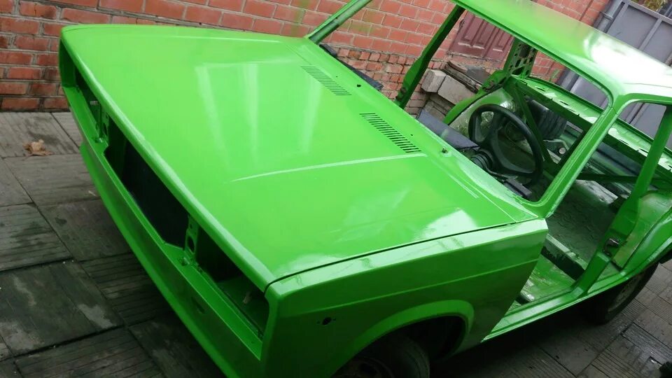 Кузов ваз 2105. Кузов 2105. Разобранная ваз 2105. Новый кузов ваз 2105. Ваз 2105 разобранный кузов.